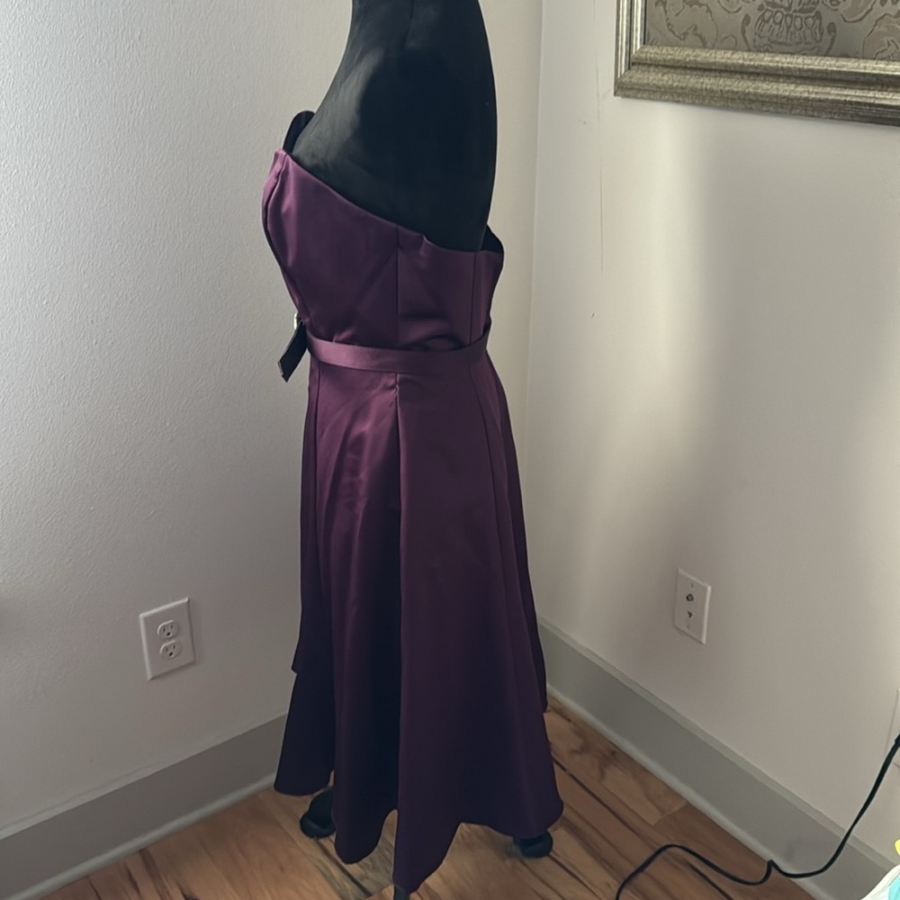 Alfred Angelo #7047 strapless sweetheart fit & flare satin formal dress Sz 10 - Picture 6 of 7